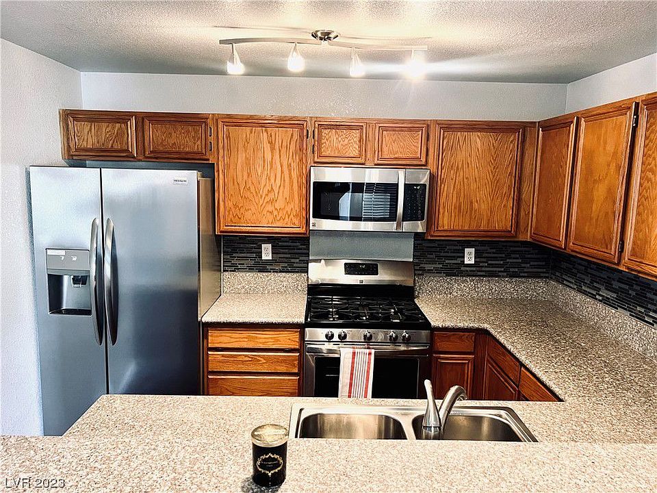 1st image of 2639 S Durango Dr APT 204