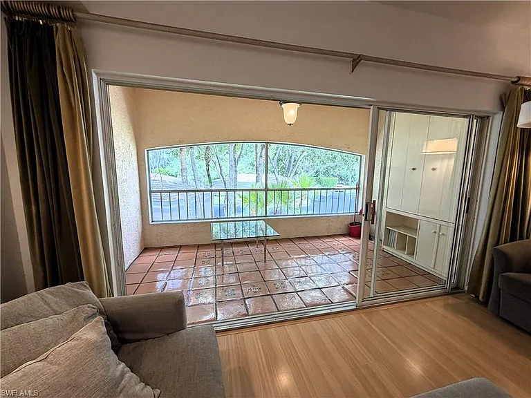 1018 Woodshire Ln #A209 — Photo 8