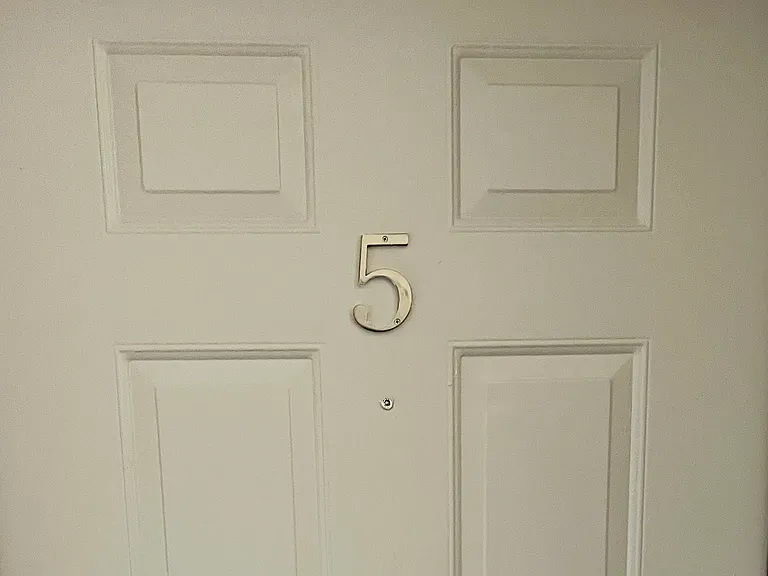 1109 Walton Ave #5 — Photo 1