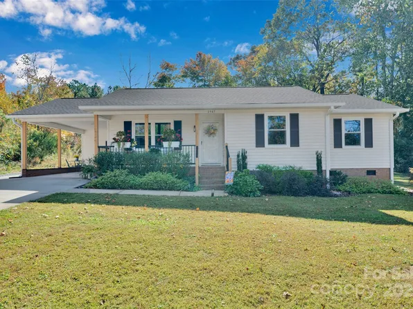 2947 Heavners Farm Ct, Lincolnton, NC 28092