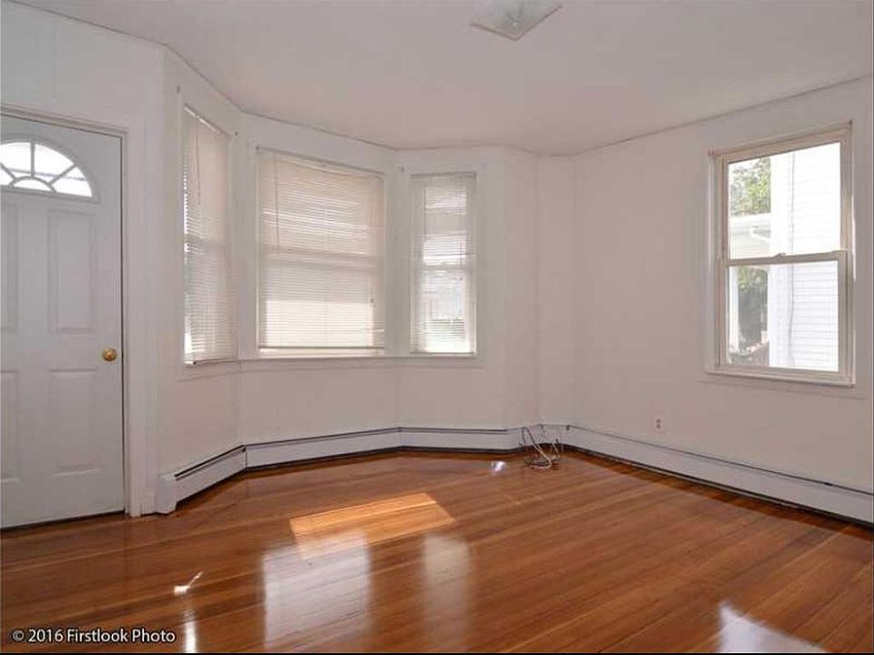 1st image of 2405 Pawtucket Ave #1