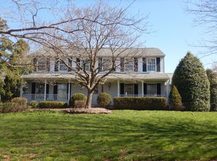 1211 Spring Meadow Ln, Lansdale, PA 19446