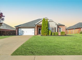 260 Carrington Ave, Springdale, AR 72764