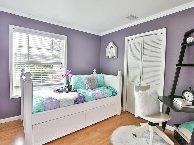 bedroom #1