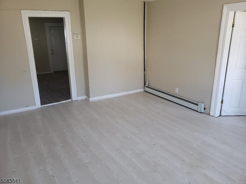 1st image of 337 Marshall St Floor 1