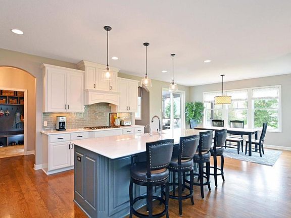 4th image of 1628 Headwaters Ln