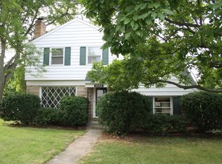 2101 Colonial Plz, Lansing, MI 48910