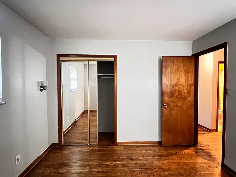 8141 Valley Estates Dr — Photo 16