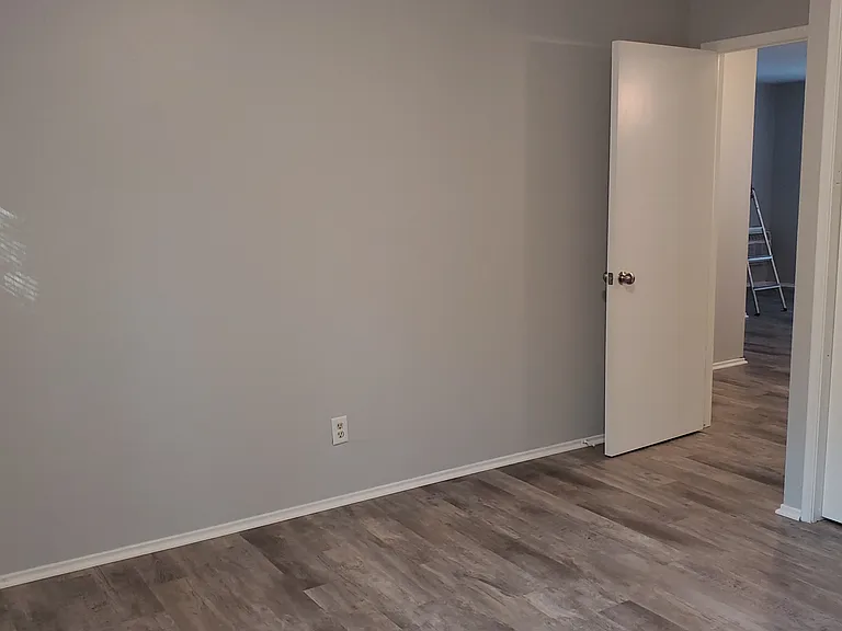 2229 Helen Ave #4 — Photo 8