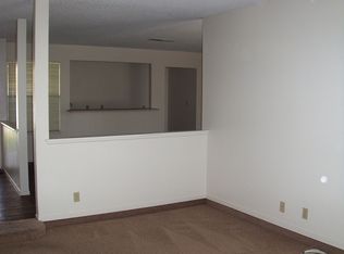 6905 Quail Hollow Dr, Las Vegas, NV 89108