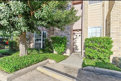 3100 Jeanetta St #1305 Photo 1