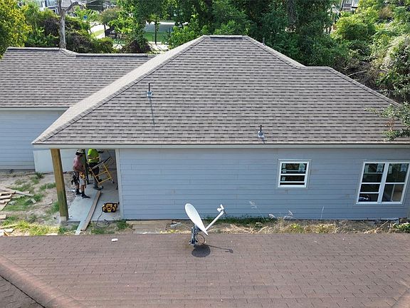 4th image of 3309 Drew St