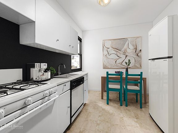 3rd image of 509 W 122nd St APT 18