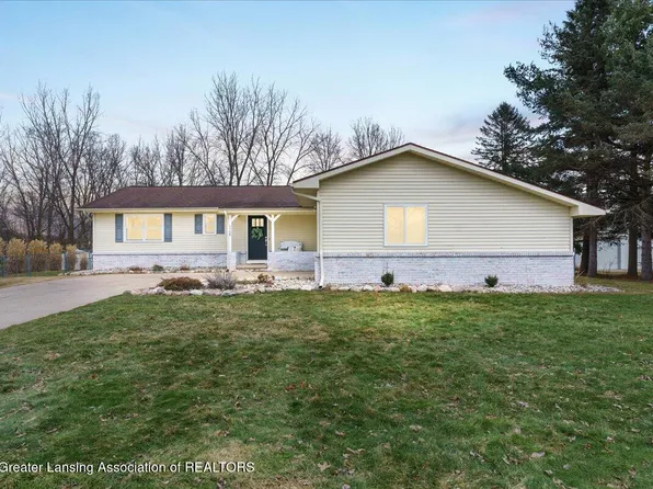 7708 Jon Scott Dr, Grand Ledge, MI 48837