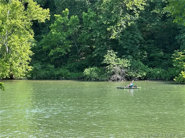 270 Foggy Bottom Rd, Roach, MO 65787