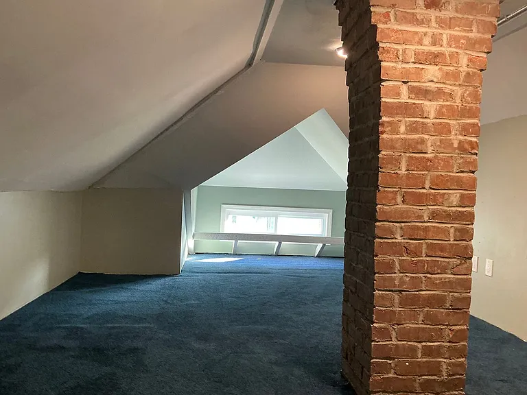 35 West St — Photo 18