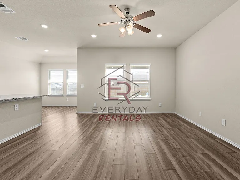 2534 Merganser Dr — Photo 2