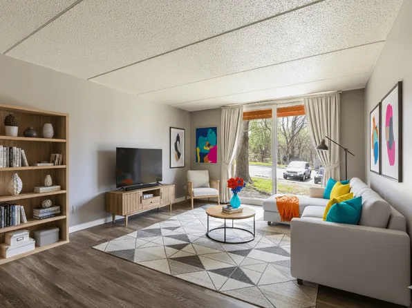 Woodland Ridge Apartments