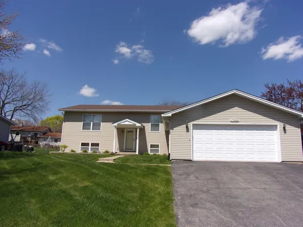 17686 W Winnebago Dr, Grayslake, IL 60030