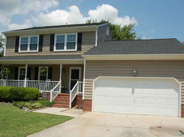 5 Chipper Ln, Hampton, VA 23664