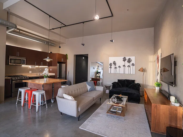 849 S Broadway #1204 — Photo 9