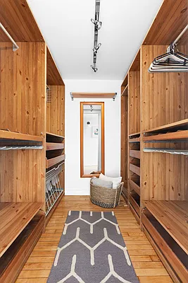 Sold by Compass | media 9