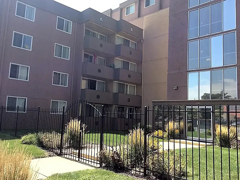 Amber Apartments — Photo 20