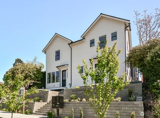 5930 B 44th Ave SW, Seattle, WA 98136