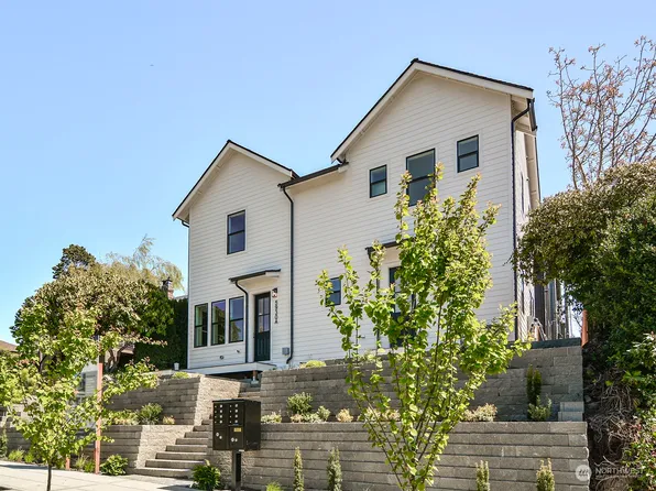 5934 B 44th Avenue SW, Seattle, WA 98136