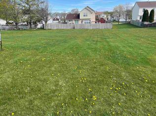 2006 Chamberlain St, Belvidere, IL 61008