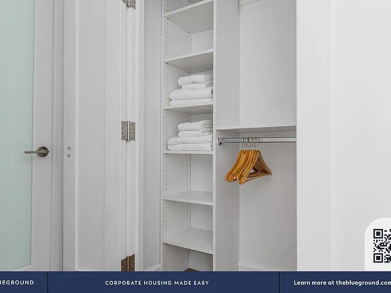 311 W 50th St #6D — Photo 10