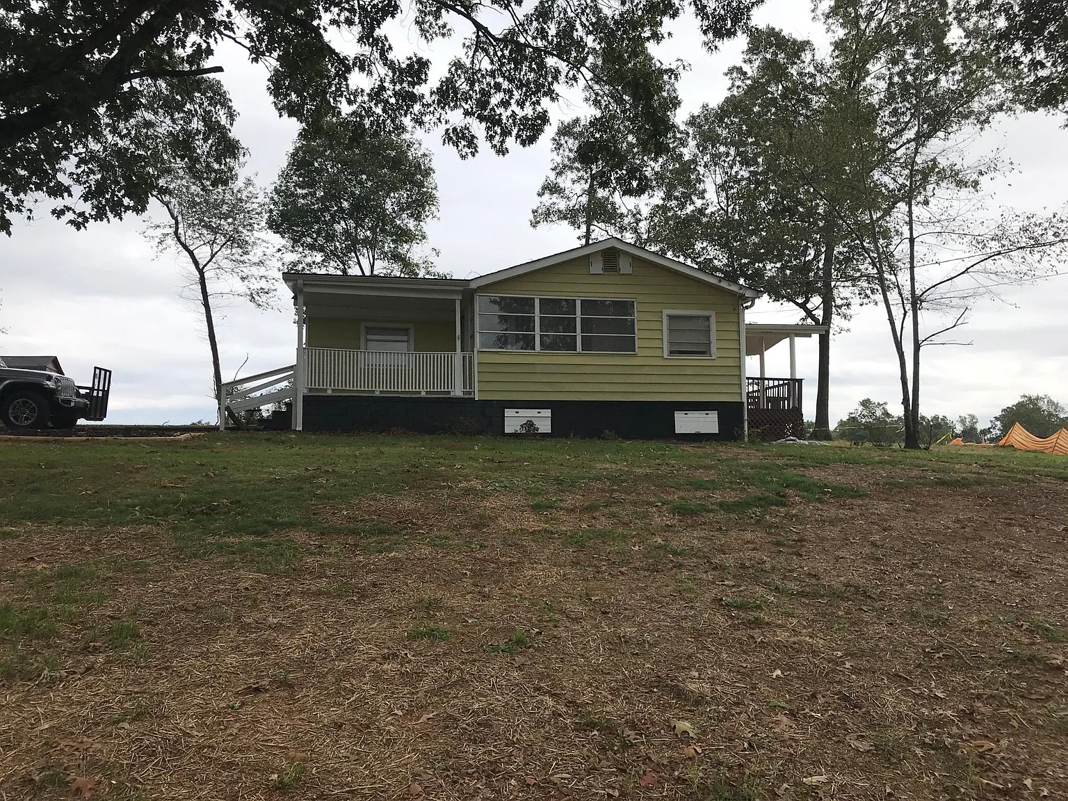 3 bed, 1300 sqft, $1,795 — Photo 1