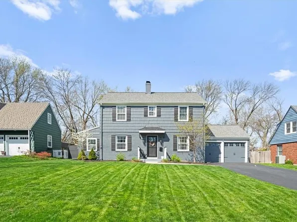 5812 Newton St, Overland Park, KS 66202