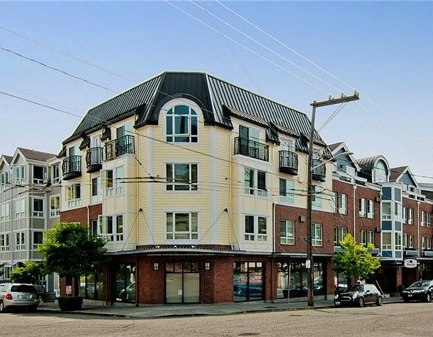 Residences at 5th Avenue North fantastic Queen Anne location wit
