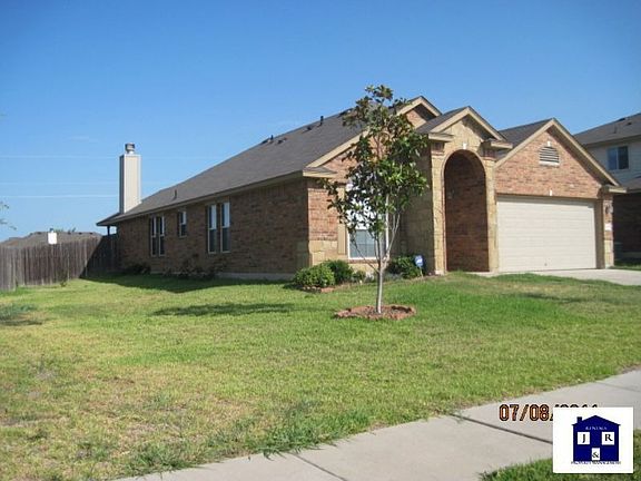 2nd image of 2301 Isabelle Dr