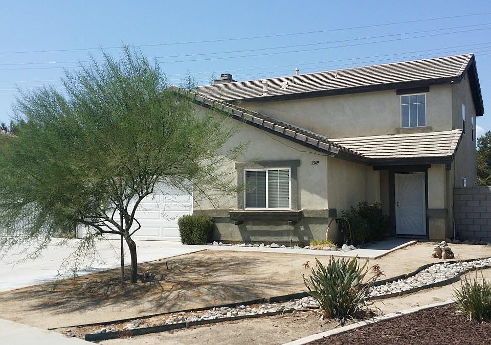 1st image of 1349 Hummingbird Way