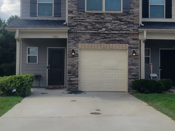 5263 Carrie Dr, Morrow, GA 30260