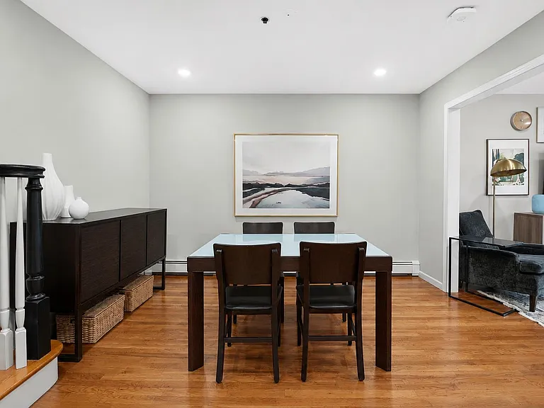 613 Madison St #B — Photo 10