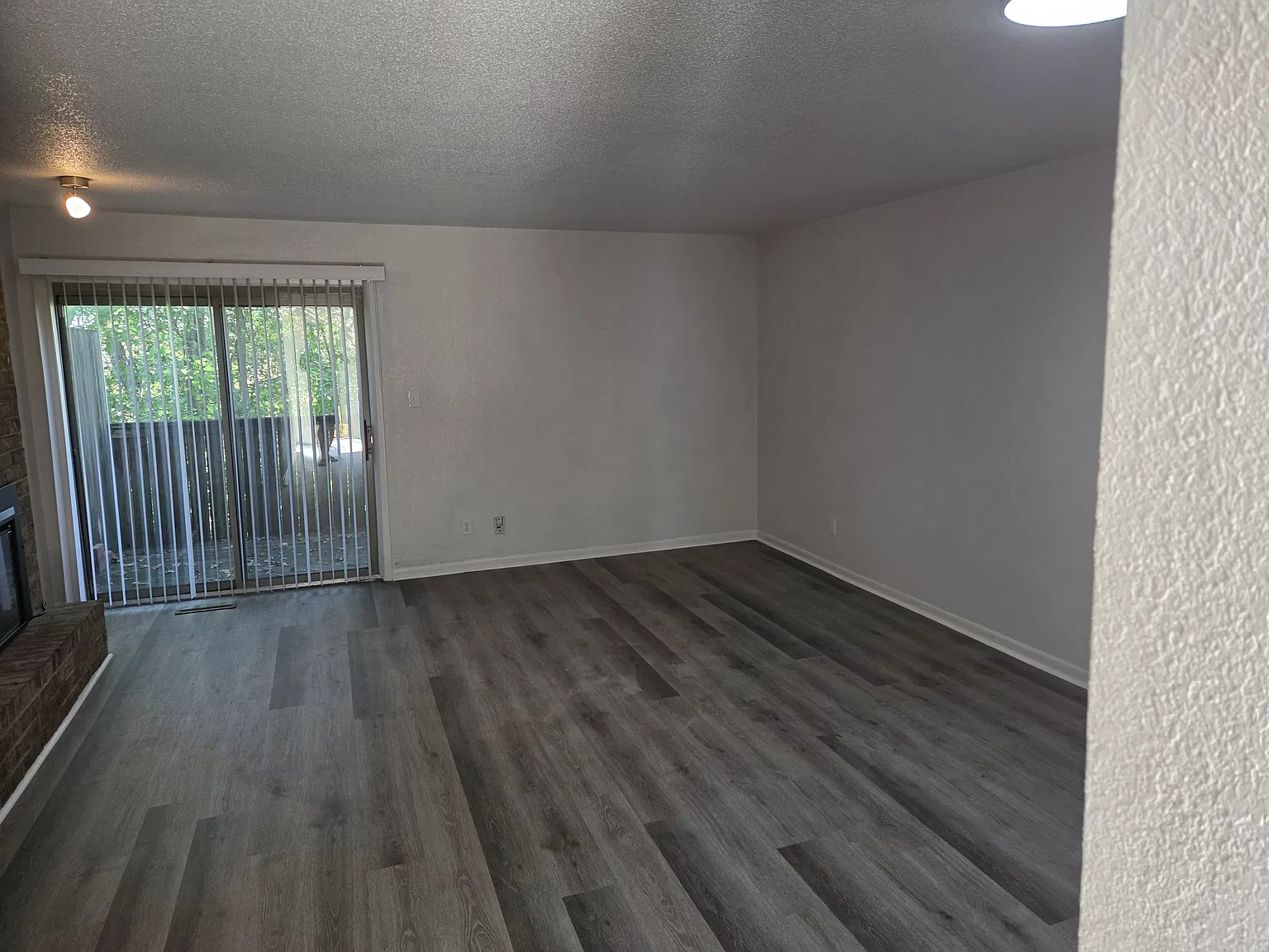 2 bed, 1.5 bath, 1020 sqft, $1,345 — Photo 1