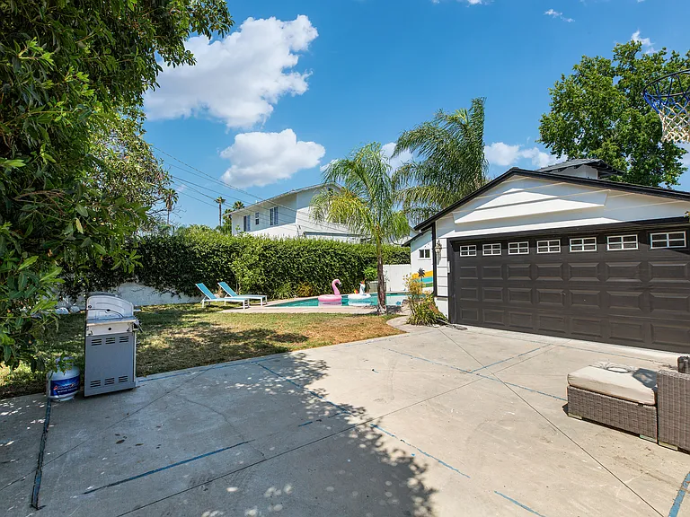 4901 Ethel Ave — Photo 75