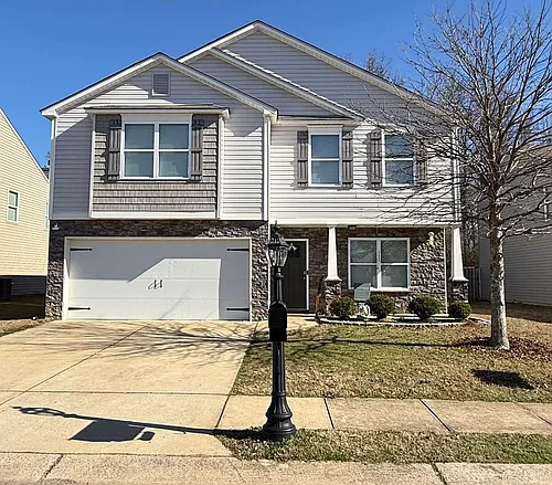 2211 Summer Haven Ln Photo 1