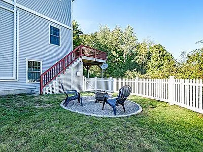 16 Norman St — Photo 41