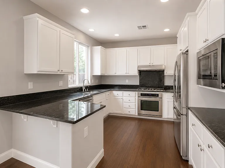 1867 Silk Wood Ln — Photo 18