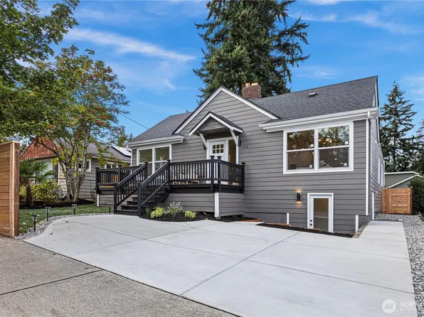 618 N 125th Street, Seattle, WA 98133