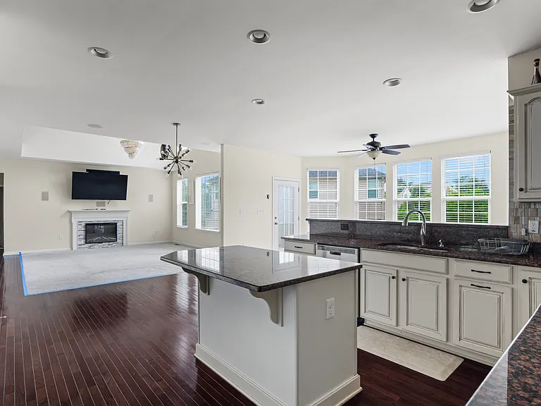 40463 Aldie Springs Dr — Photo 72