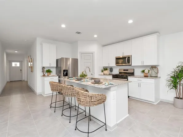 1635 Fleetwood Crossing, Fresno, TX 77545