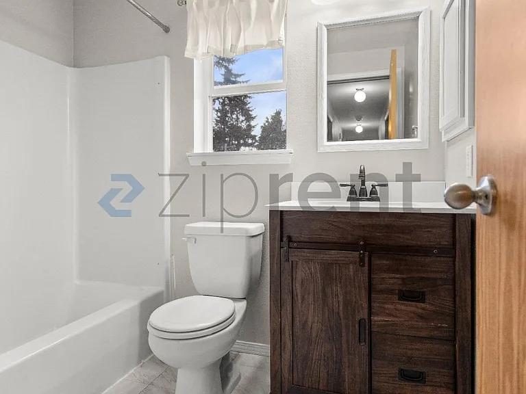 9915 SE 235th Pl — Photo 15
