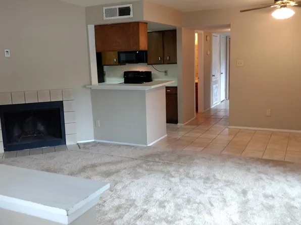8024 Sands Point Dr APT D, Houston, TX 77036
