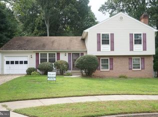 4382 Harvester Farm Ln, Fairfax, VA 22032