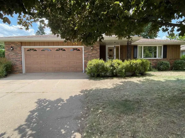 215 LAKE VIEW DRIVE, Wausau, WI 54403